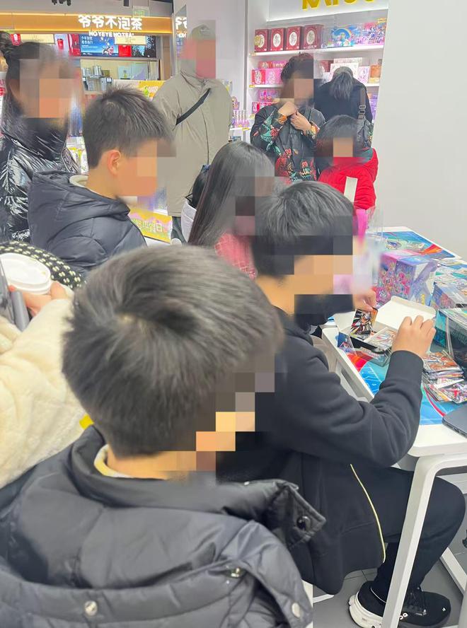 隐秘营生 财联社深度调查瓦力棋牌卡牌“哪吒”的(图3)